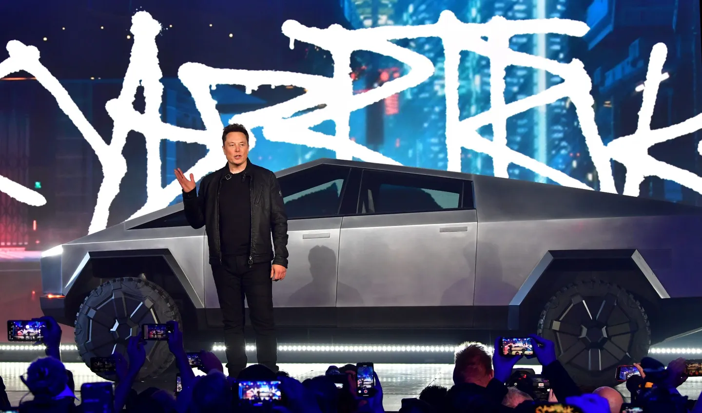 PR experts say Elon Musk’s